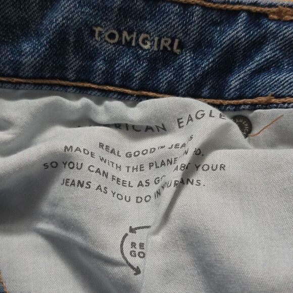 American Eagle Tomgirl Button Fly Cropped Jeans Size 8 - Picture 8 of 10